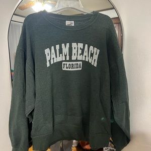 Palm Besch Florida crew neck, very comfortable